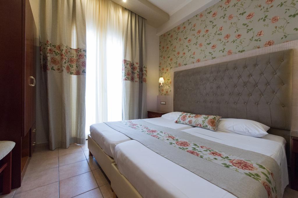 Olympic Hotel Parga Zimmer foto