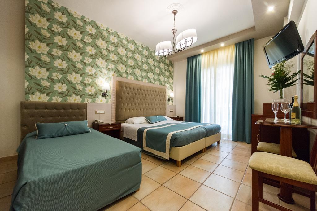Olympic Hotel Parga Zimmer foto